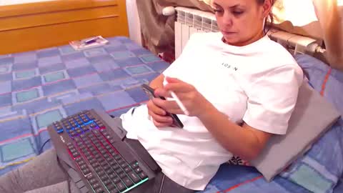jessiestar3 online show from May 24, 11:42 am