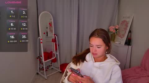 Jessi online show from February 20, 2:07 pm