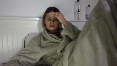 jessieryan online show from November 2, 5:22 am