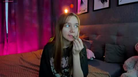 Jessie online show from November 2, 9:12 am