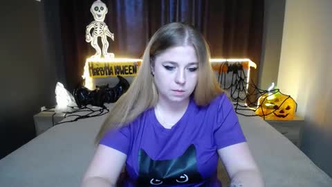 Jess online show from October 22, 7:46 am