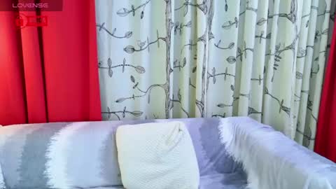 JessTheWicked online show from July 20, 4:30 pm