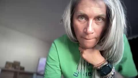 Snapshot of jessye_vega chatting on September 22, 11:41 am Jessye online show from September 22, 11:41 am