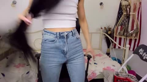 Snapshot of jessystarrr chatting on January 20, 5:59 pm Jessy online show from January 20, 5:59 pm