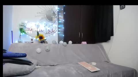 Camila online show from February 14, 6:29 pm