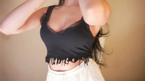 Jhaanvi online show from December 22, 4:06 pm