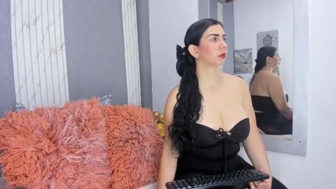 jhasly online show from September 11, 12:05 pm