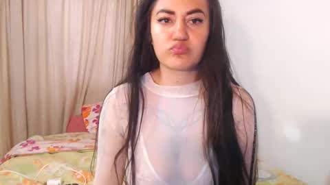 luuuuuuuuuu online show from April 9, 12:10 pm