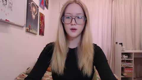 joan_kiss online show from July 15, 3:11 am