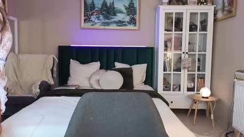 Joanne online show from February 18, 8:38 am