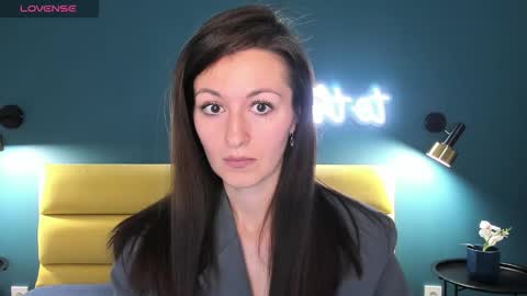 Joan online show from September 17, 1:25 am