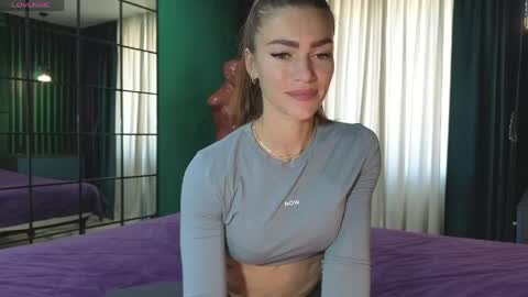 Lisa online show from June 8, 3:29 am