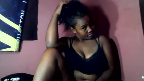 joenah012 online show from July 8, 9:33 am