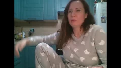 you can call me my Queen online show from May 29, 10:19 pm