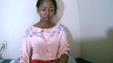 joliekah27 online show from November 14, 8:31 pm