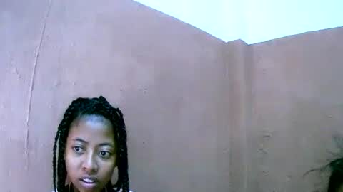 joliekah27 online show from January 31, 4:03 am