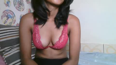 jolienasexi online show from July 23, 7:16 am