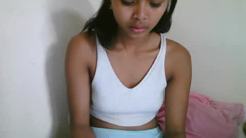 jolienasexi online show from July 27, 3:31 pm