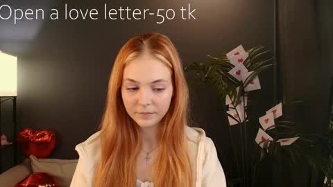 Snapshot of jolly_bean chatting on February 5, 12:27 pm Polly  online show from February 5, 12:27 pm