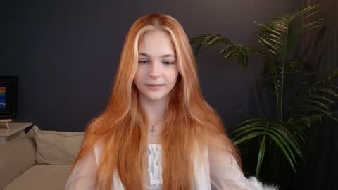 Snapshot of jolly_bean chatting on January 16, 3:23 am Polly  online show from January 16, 3:23 am