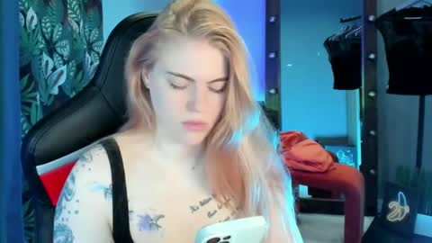 Jolly online show from January 10, 3:07 am