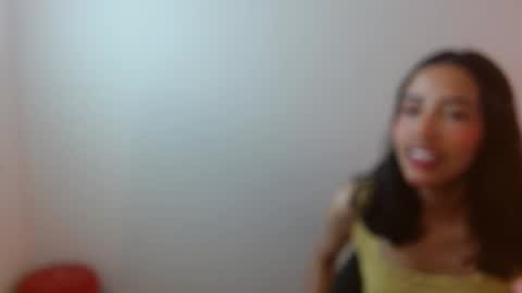 Joselyn  online show from December 18, 11:59 am