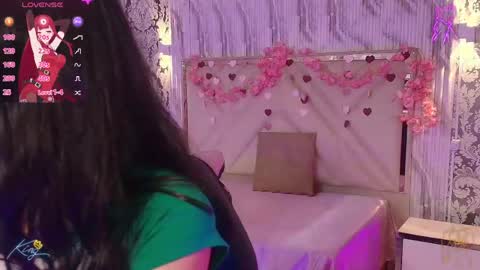 Joselyn  online show from June 1, 3:41 am