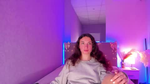 Josephine online show from March 25, 1:47 pm