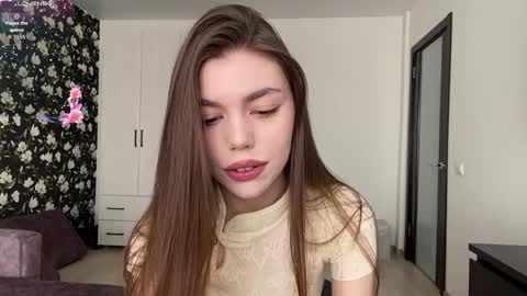 Ivy online show from June 3, 7:42 am
