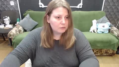 josiesun771 online show from May 31, 12:00 pm