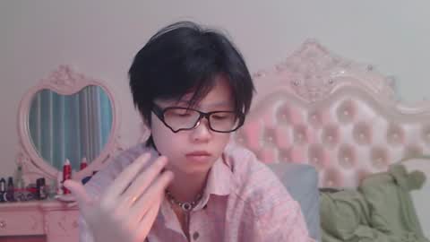 joycekay online show from April 19, 12:32 am