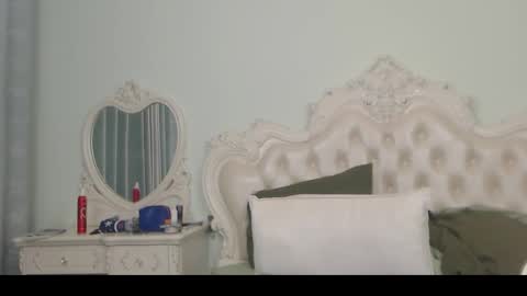 joycekay online show from November 1, 9:19 pm