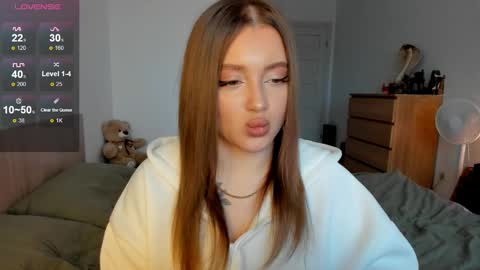 Julia and Julia online show from February 9, 1:56 pm