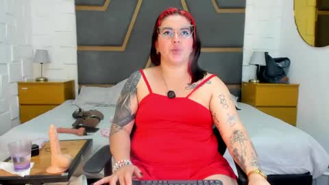 Juana Valkiria online show from June 5, 6:52 am