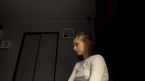 Lola online show from October 20, 8:17 am