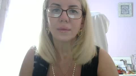 judia_forst online show from July 24, 2:15 pm