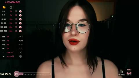 Bella online show from November 4, 9:31 pm