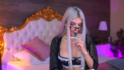 Jessye online show from January 18, 9:33 pm