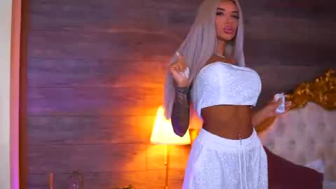 Jessye online show from June 17, 10:11 pm