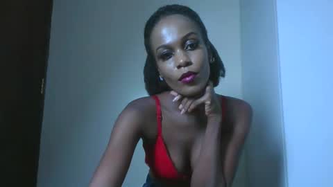 Juicey lovely online show from February 1, 7:01 pm