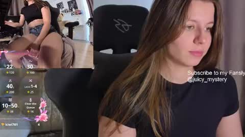 laura online show from July 15, 2:55 pm