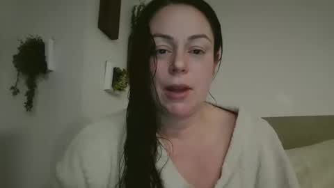 Tacye Ann online show from February 5, 7:39 am