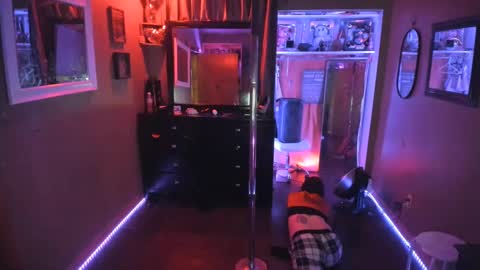 juicyjayxxx69 online show from February 9, 3:53 am