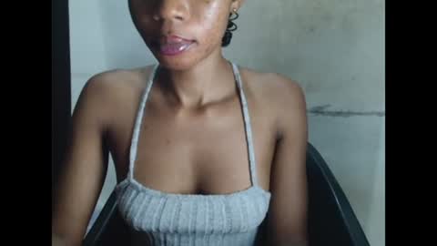 juicyxpussyxx online show from July 27, 10:51 pm