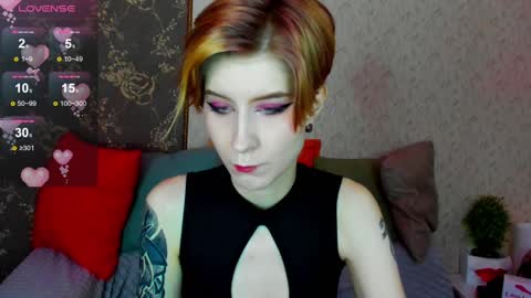 Jules online show from December 6, 1:07 am