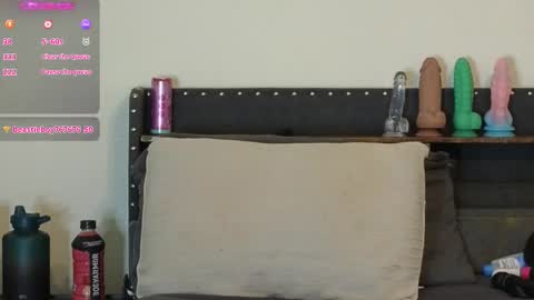 Julesss online show from March 10, 6:50 am