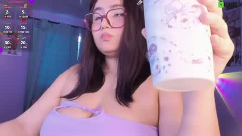 Juliana online show from June 17, 8:43 pm