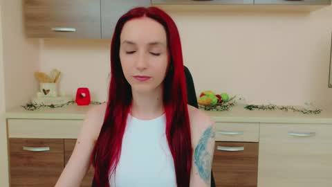 JuliaJae online show from June 3, 6:36 am
