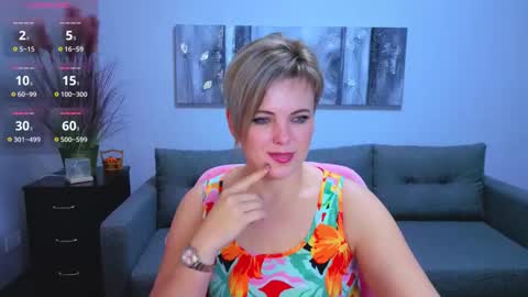 Julia online show from November 22, 1:03 pm