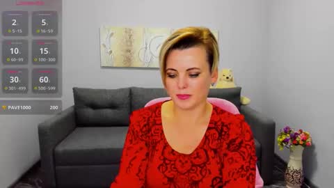 Julia online show from November 8, 1:49 pm